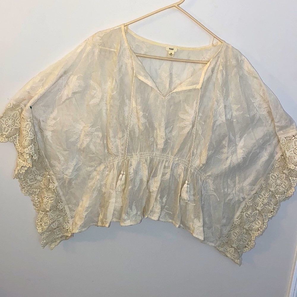 Cream fit and flare floral shirt